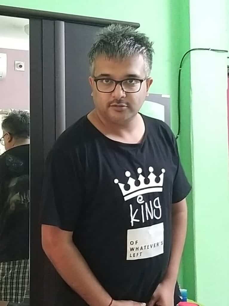 Subhadeep Khasnobis in oikotaan cotton tshirt