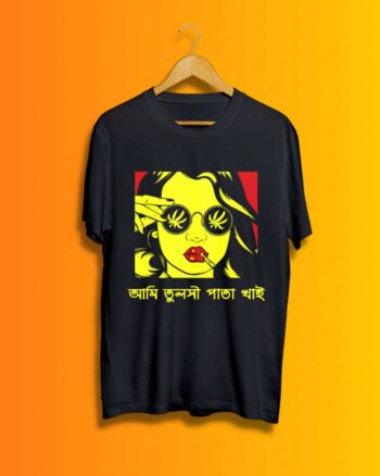 Stoner chick Black Round Neck T-shirt